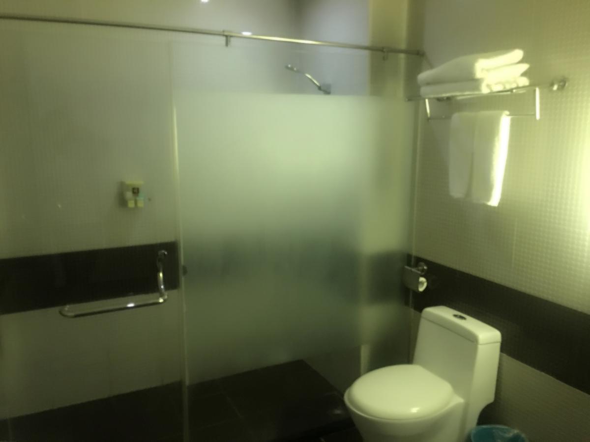V8 Hotel Xicun Subway Branch Canton Esterno foto